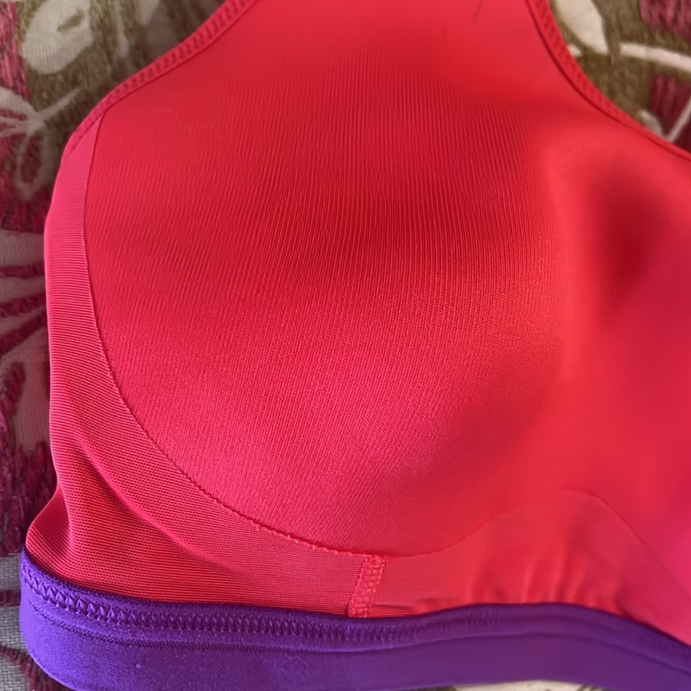 NIKE sport bra, size L - Picture 4 of 7